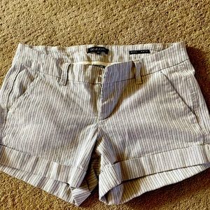 Dear john Hampton style shorts size 30 grey strip